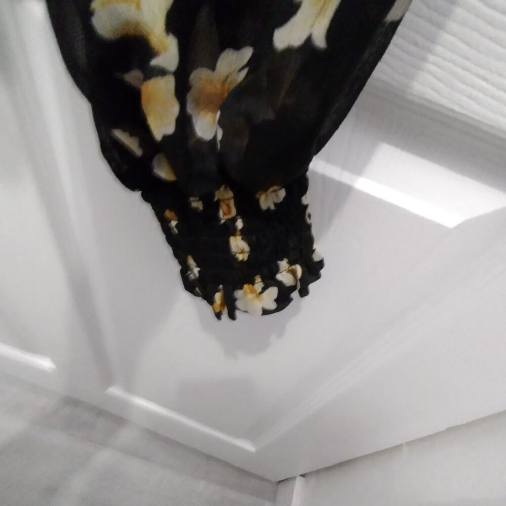 O.P.T. Floral Ruffle Neck Blouse Large Black Sheer Long Sleeve Romantic Top - Picture 8 of 15